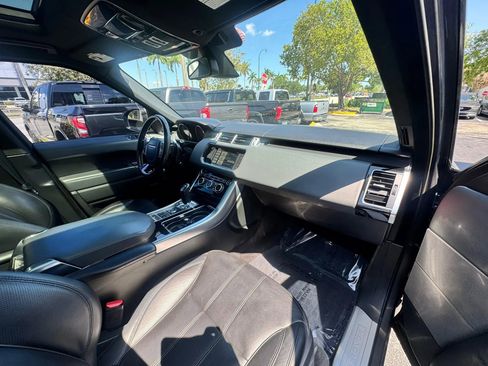 Used 2015 Land Rover Range Rover Sport Supercharged AWD/4WD image 15