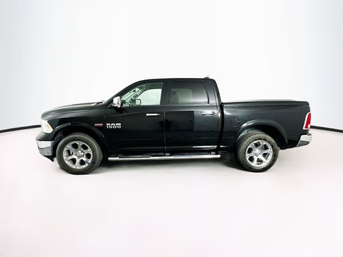 Used 2015 RAM 1500 Laramie w/ Convenience Group AWD/4WD image 4