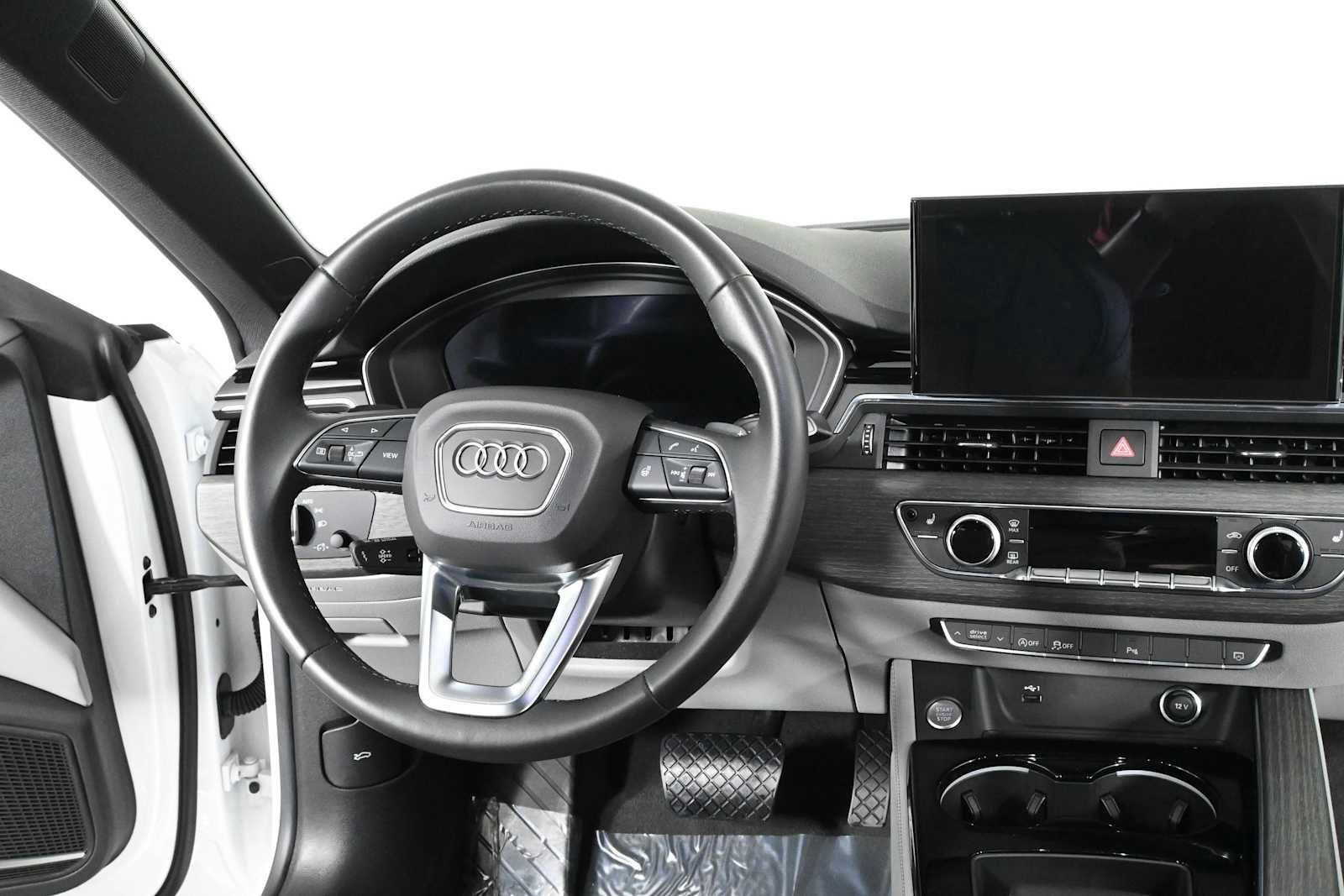 Used 2023 Audi A5 2.0T Premium Plus w/ Premium Plus AWD/4WD image 3