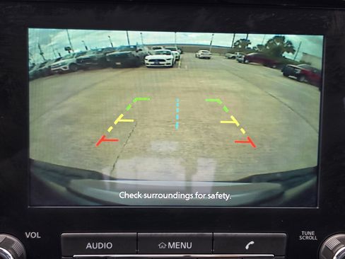 Used 2024 Nissan Frontier SV w/ SV Convenience Package AWD/4WD image 13