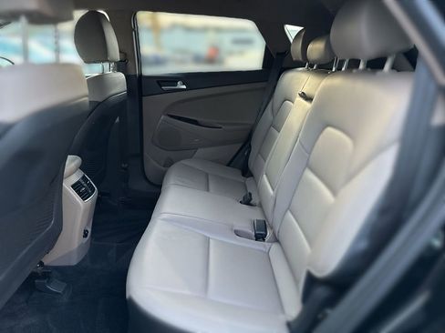 Used 2021 Hyundai Tucson Limited w/ Cargo Package image 23