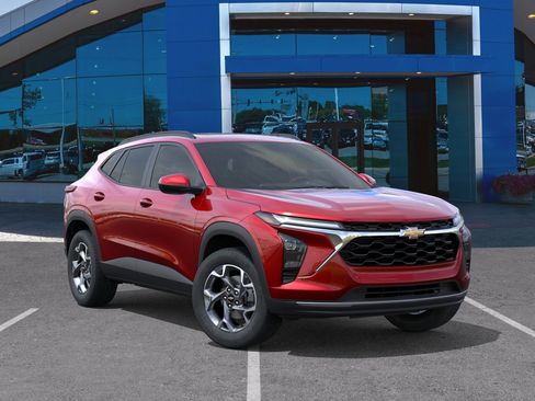 New 2026 Chevrolet Trax LT w/ Sunroof Package FWD image 31
