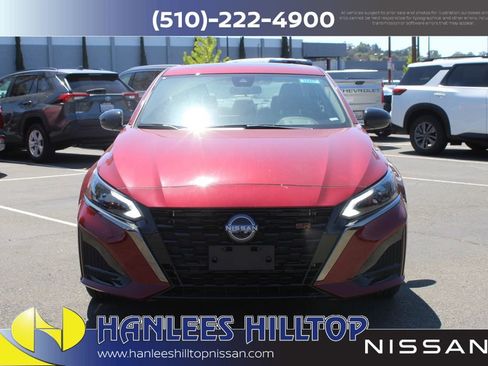 New 2025 Nissan Altima 2.5 SR w/ SR Premium Package FWD image 4