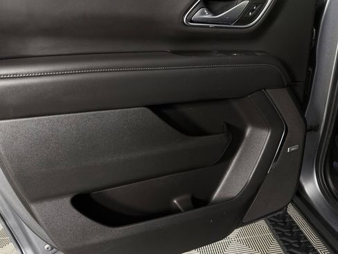 Used 2021 Chevrolet Suburban Z71 AWD/4WD image 27