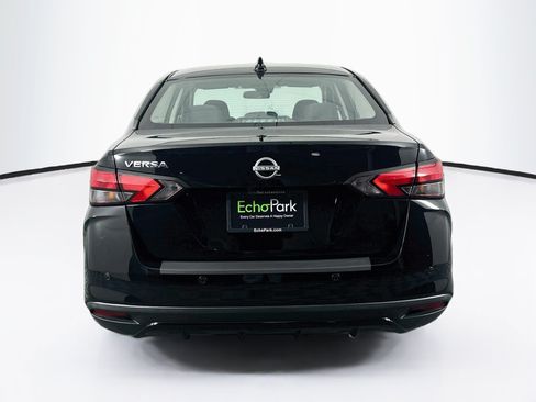 Used 2025 Nissan Versa SV FWD image 7