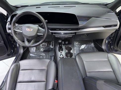 Used 2024 Cadillac XT4 Sport AWD/4WD image 15