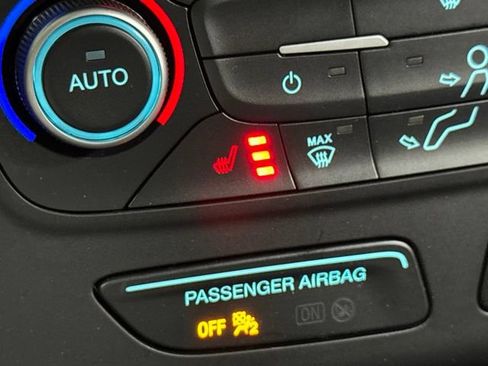 Used 2019 Ford Escape SE AWD/4WD image 4