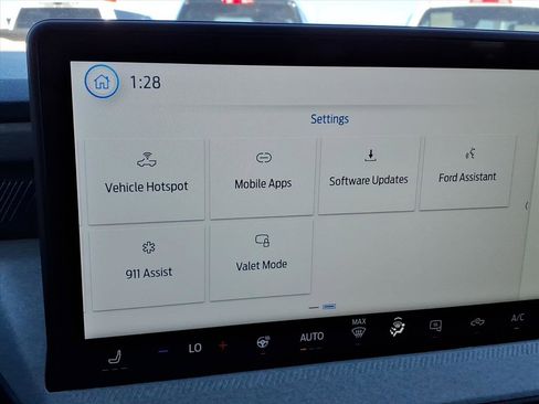 New 2026 Ford Maverick XLT w/ XLT Luxury Package AWD/4WD image 26