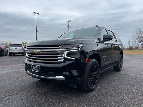 Used 2021 Chevrolet Tahoe High Country w/ Premium Package image 11