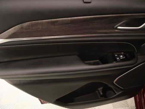 Used 2024 Jeep Grand Cherokee L Overland w/ Luxury Tech Group IV image 20