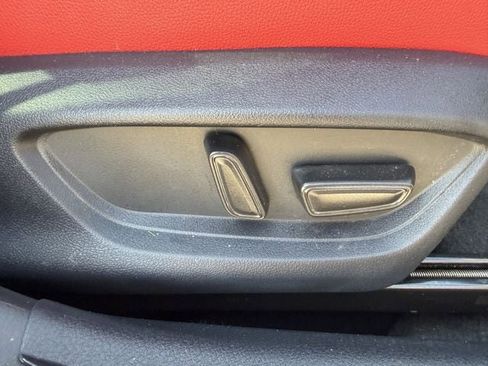 Used 2025 Toyota Camry XSE w/ Premium Plus Package image 31