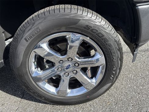 Used 2018 Ford F150 XLT w/ Equipment Group 302A Luxury image 13