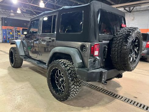 Used 2016 Jeep Wrangler Unlimited Sport AWD/4WD image 5