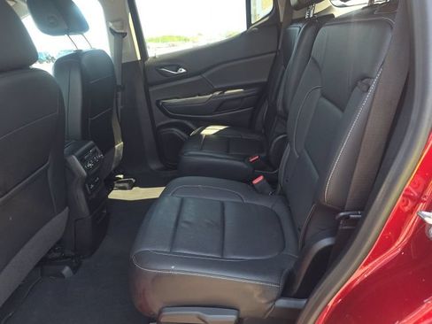 Used 2023 GMC Acadia SLT w/ Elevation Edition AWD/4WD image 16
