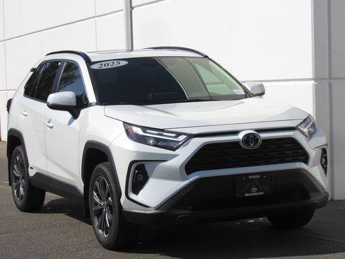 Used 2025 Toyota RAV4 XLE Premium w/ Weather Package AWD/4WD image 2