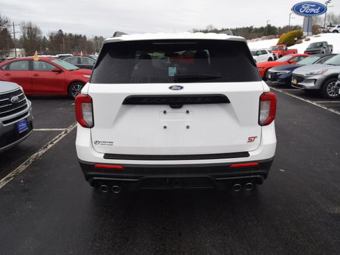 Used 2023 Ford Explorer ST w/ Equipment Group 401A image 5