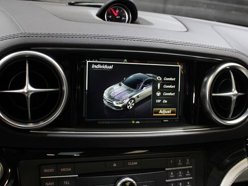 Used 2020 Mercedes-Benz SL 450 image 52