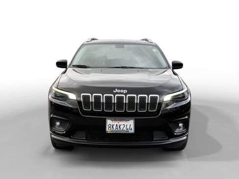 Used 2019 Jeep Cherokee Latitude w/ Popular Appearance Group image 8