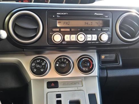 Used 2008 Scion xB image 21