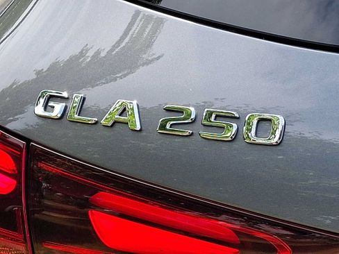 Used 2026 Mercedes-Benz GLA 250 4MATIC image 29