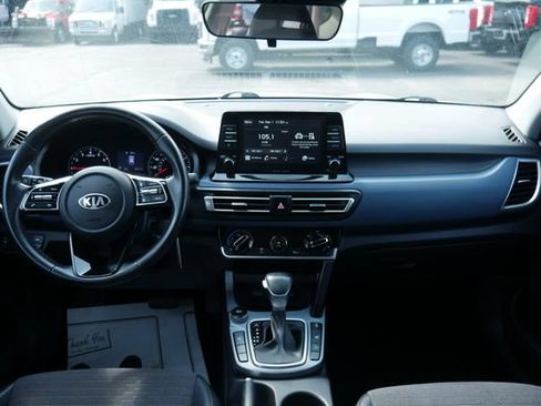Used 2021 Kia Seltos S AWD/4WD image 5