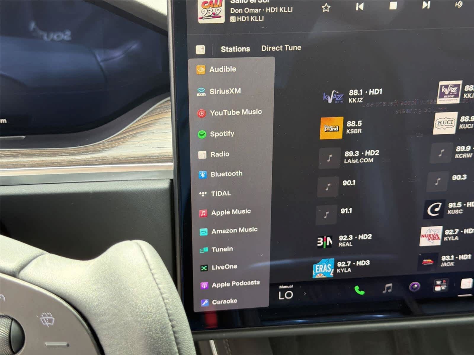 Used 2022 Tesla Model X AWD/4WD image 17