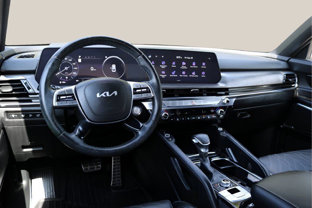 Used 2023 Kia Telluride SX X-Line AWD/4WD image 15
