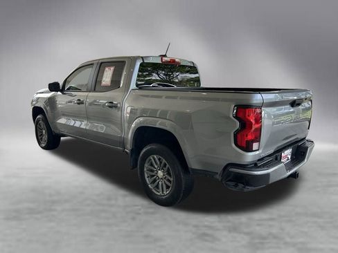 Used 2024 Chevrolet Colorado LT RWD image 4