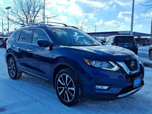 Used 2020 Nissan Rogue SL image 3