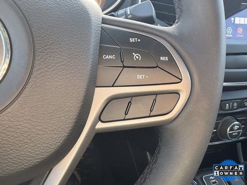 Used 2022 Jeep Cherokee Latitude Lux image 16