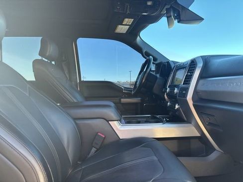 Used 2017 Ford F250 Platinum w/ Platinum Ultimate Package image 8