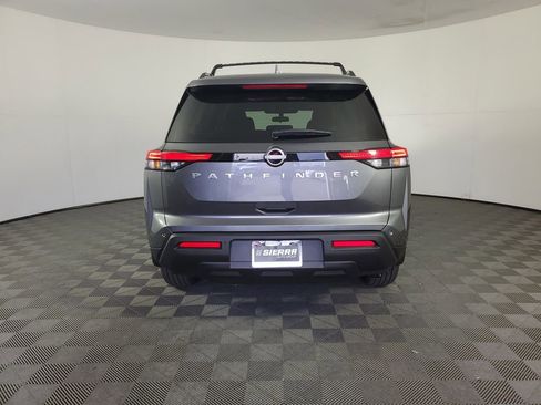 New 2025 Nissan Pathfinder SV image 5