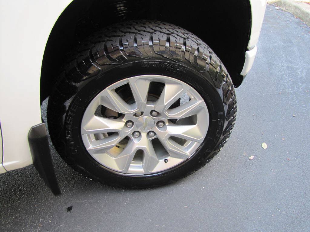 Used 2020 Chevrolet Silverado 1500 RST AWD/4WD image 23