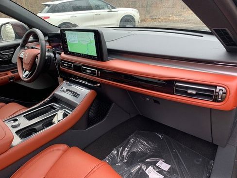 New 2026 Lincoln Aviator Reserve image 10