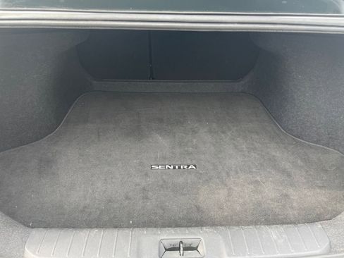 Used 2025 Nissan Sentra S image 29