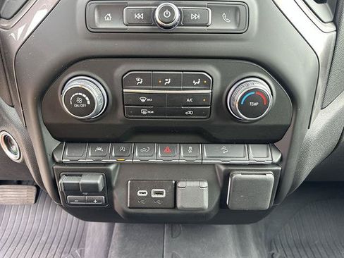 Used 2025 Chevrolet Silverado 1500 Custom Trail Boss w/ Turbomax Blackout Package AWD/4WD image 41