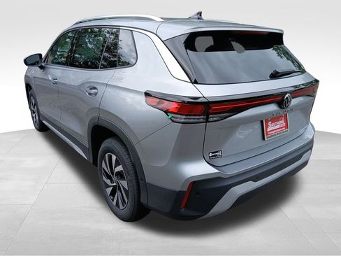 New 2025 Volkswagen Tiguan S image 3