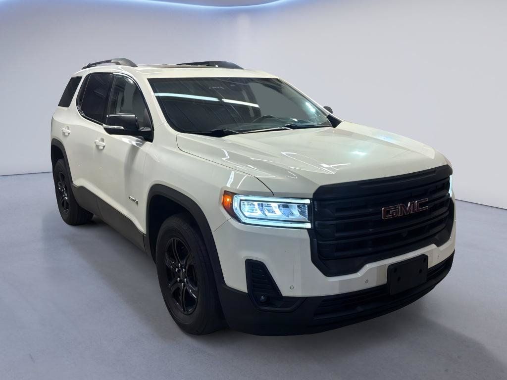 Used 2022 GMC Acadia AT4 w/ Technology Package AWD/4WD image 1