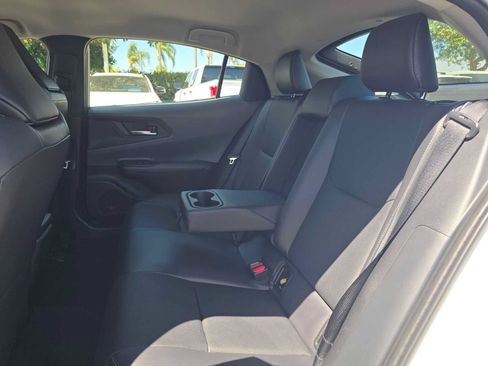 Used 2026 Toyota Prius XLE FWD image 19