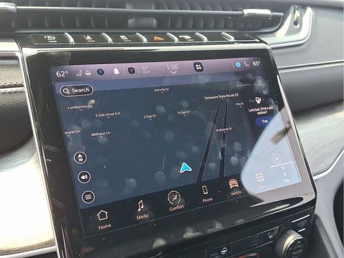 New 2025 Jeep Grand Cherokee L Limited image 12