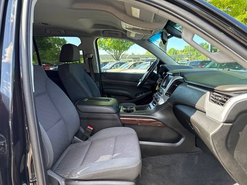 Used 2019 GMC Yukon SLE w/ SLE Value Package AWD/4WD image 30