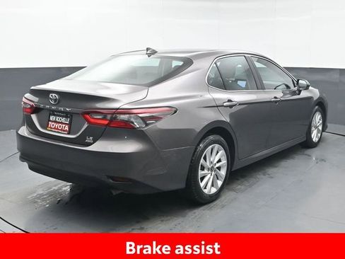 Certified 2023 Toyota Camry LE image 7