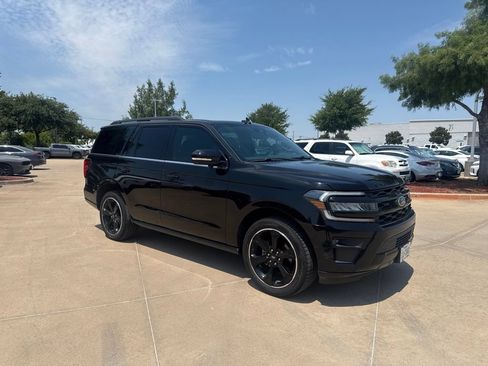 Used 2023 Ford Expedition Limited RWD image 7