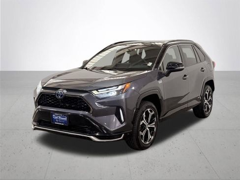 Used 2022 Toyota RAV4 XSE w/ Premium Package AWD/4WD image 2