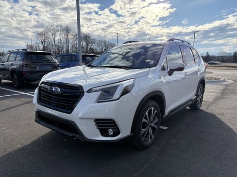 Certified 2024 Subaru Forester Limited image 3