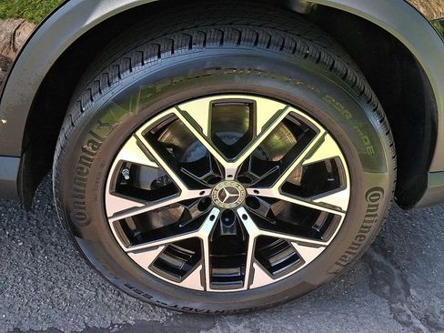 Certified 2025 Mercedes-Benz GLC 350e 4MATIC image 7