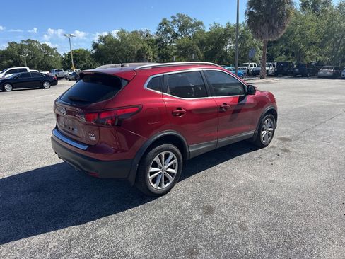 Used 2019 Nissan Rogue Sport SV w/ Technology Package image 3