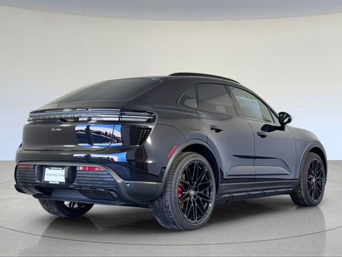 New 2025 Porsche Macan Turbo Electric image 8