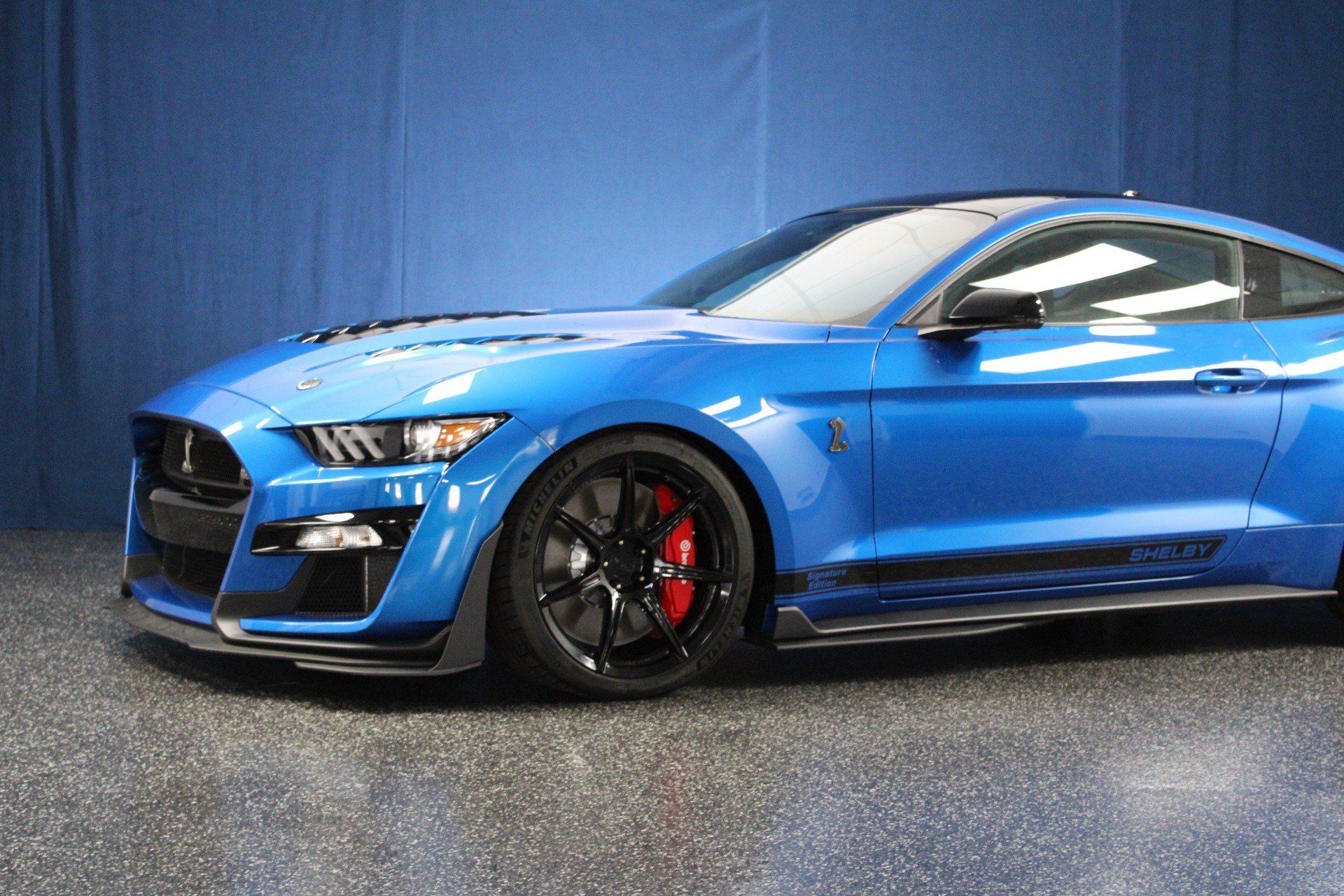 Used 2020 Ford Mustang Shelby GT500 w/ Technology Package RWD image 5