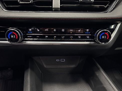 New 2026 Chevrolet Equinox RS w/ Convenience Package III image 32